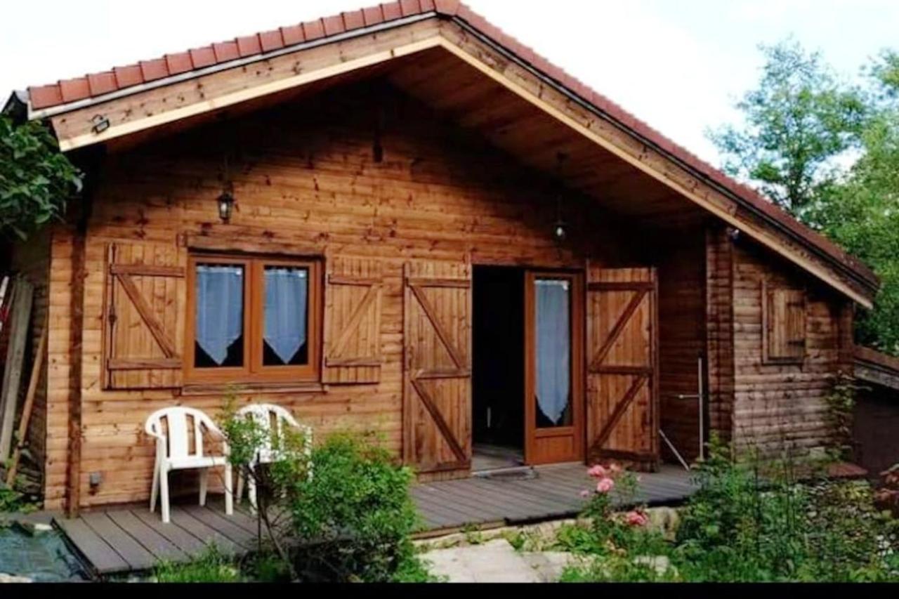 Chalet Chaleureux A Louatre Avec Piscine Partagee Exterior photo
